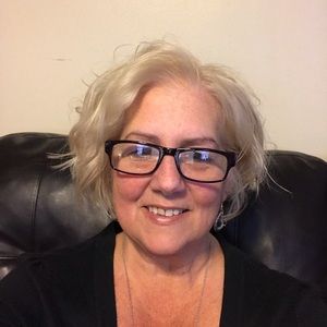 Meet your Posher, Linda